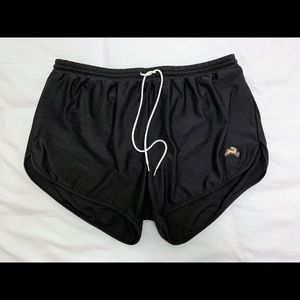 Tracksmith Van Cortlandt Shorts - Men’s XL - Black